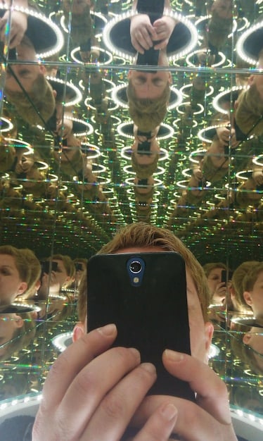 A digital illustration demonstrating AI-enhanced zoom on a smartphone. The image shows a blurry, pixelated zoomed-in photo being transformed into a sharp, clear image using AI algorithms. The scene emphasizes the power of AI in improving zoom quality.